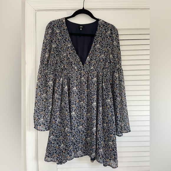 UO Lucca Couture Empire Waist Bell-Sleeve Dress - Picture 7 of 15